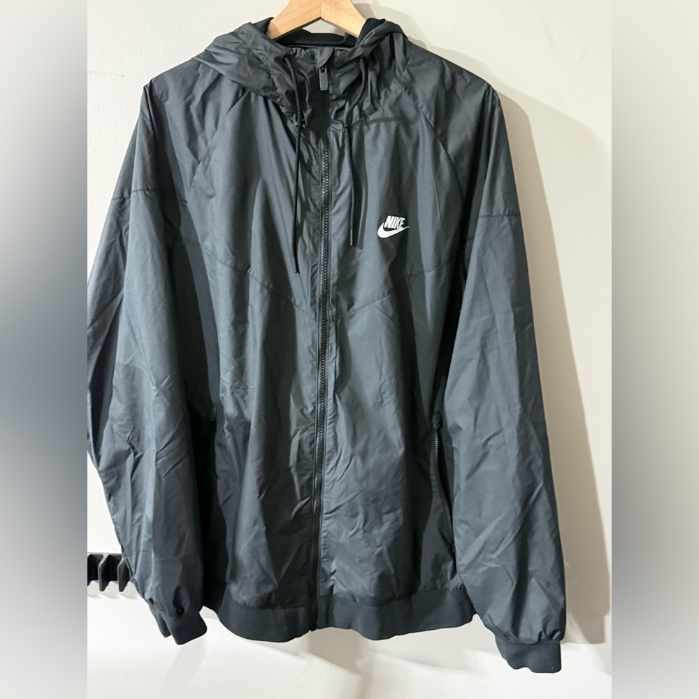 Nike Men’s Windrunner Jacket, Black, Sz XL